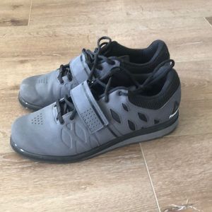Reebok Men’s lifting PR training shoes
